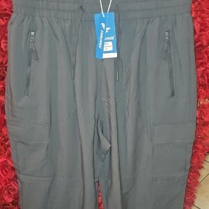 Farung's NWT Quick Dry Dark Gray Nylon Cargo Pants Size Xlarge